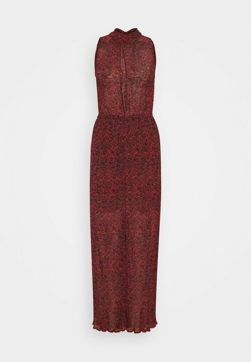 Robe rouge longue sans manches avec un motif noir subtil, un col montant et une taille froncée, présentée sur un fond blanc uni.