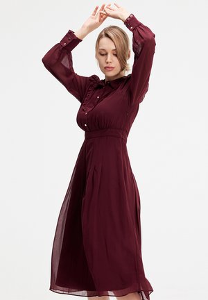 Smart and Joy Robe chemise - aubergine