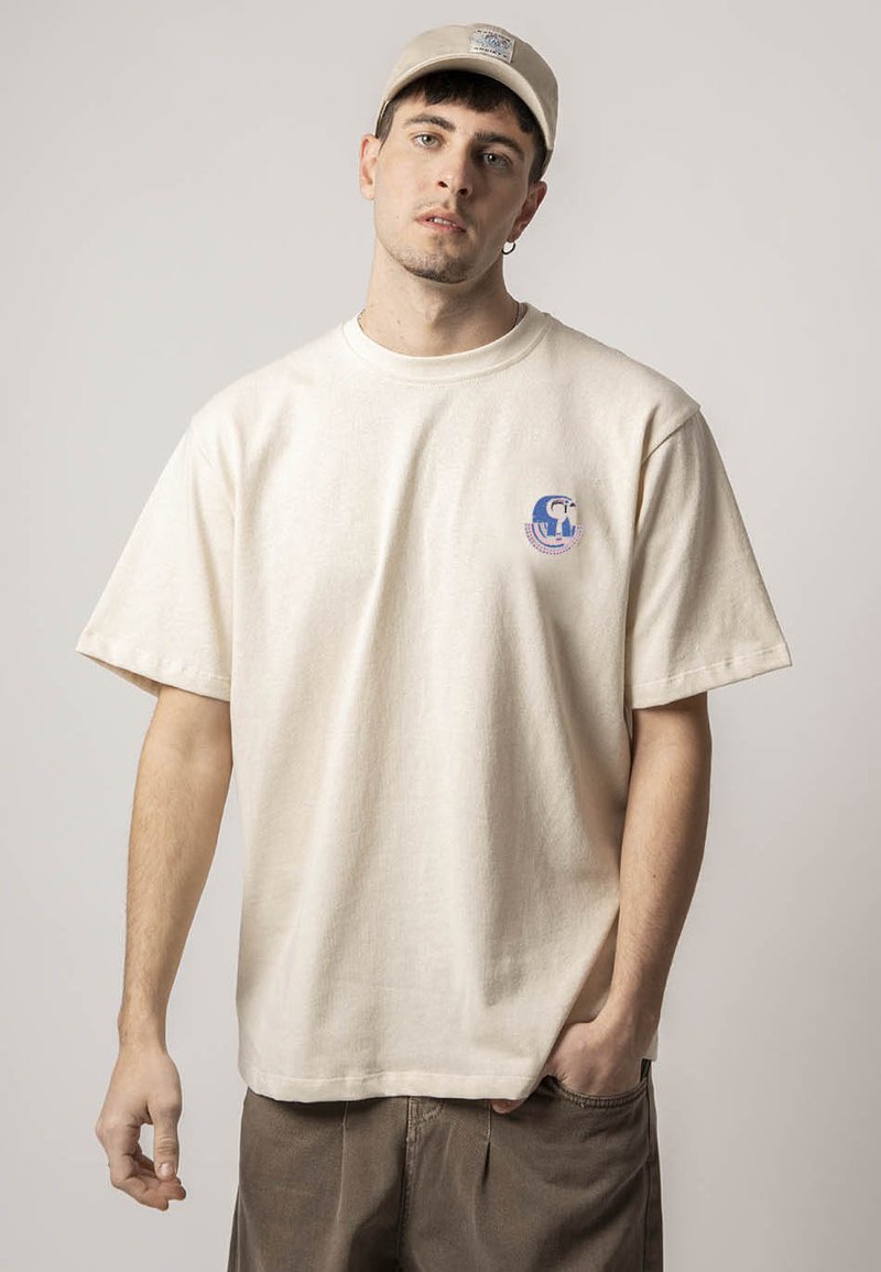 Kaotiko MELESS IMMENSITY UNISEX - Marškinėliai su spaudiniu - tabacco