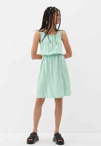 QS EN À FRONCES - Freizeitkleid - pastelltürkis