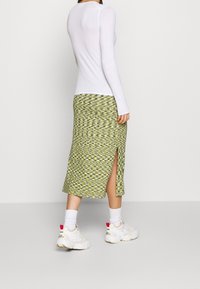 Weekday A-linjainen hame - neon yellow