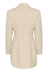 Blazer de couleur crème avec un design structuré, des revers droits et des poignets à trois boutons. Fabriqué en tissu texturé semblable au lin. Vue arrière montrée.