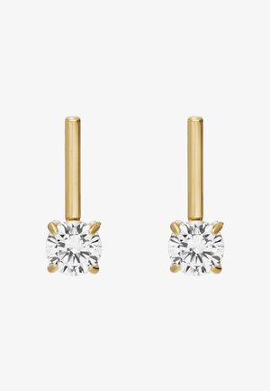 Een paar gouden stud oorbellen, elk met een enkele ronde briljant geslepen heldere edelsteen in een vierpoots zetting.