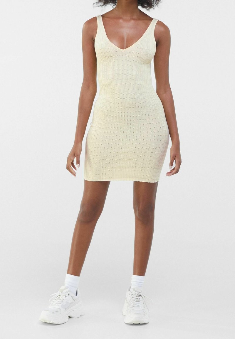 Bershka Shift dress - light yellow - (Pre-owned) - Zalando.ie Bershka Shift dress - light yellow - (Pre-owned) - Zalando.ie