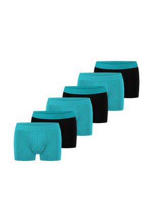 Sieben Paar Herrenboxershorts in abwechselnden türkis und schwarzen Farben, angeordnet in einer versetzten Reihe auf weißem Hintergrund.