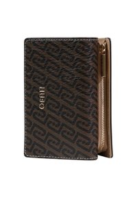 Brązowy portfel z wzorem, o fakturowanym wykończeniu, z suwakiem po jednej stronie i metalicznym logo. Kompaktowy, prostokątny kształt.