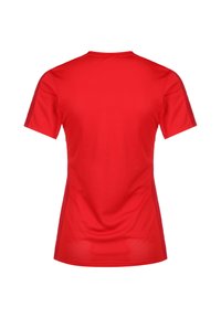Maglietta atletica rossa a maniche corte realizzata in un tessuto liscio e testurizzato con pannelli laterali in rete per la traspirabilità e un classico scollo a girocollo.