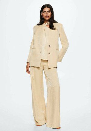 GOLD-A - Blazer - gold