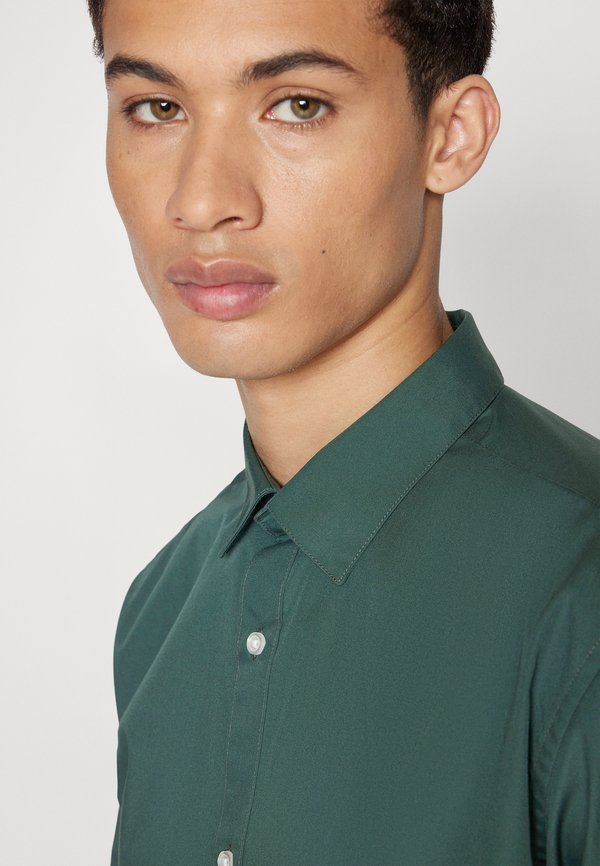 JJJOE PLAIN - Shirt - darkest spruce2