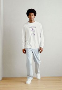 Makia TOMATO LONG SLEEVE  - Topper langermet - white