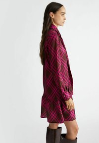 LIU JO PRINTED - Abito a camicia - pink