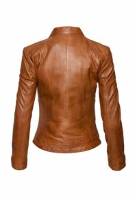 Veste en cuir marron au design ajusté, avec un col, des détails cousus sur le dos et une texture lisse.