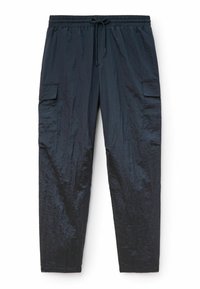 Marinblå cargobyxor i lätt, skrynkligt material, med elastisk midja och dragsko samt sidofickor.