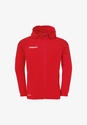 Giacca leggera rossa con chiusura a zip, cappuccio e polsini elasticizzati. Presenta un design geometrico sulle spalle e un logo sul petto.