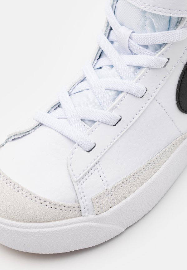 BLAZER MID 77  - High-top trainers3