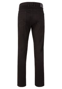 Czarne dżinsy o prostym kroju, posiadające dwie tylne kieszenie i gładką strukturę z minimalnymi detalami przeszyć.