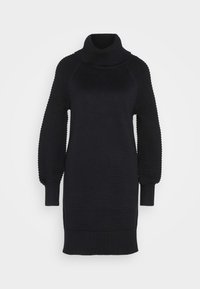 Robe noire en tricot avec un col roulé haut, des manches texturées et des poignets côtelés. Présente une silhouette ajustée et un ourlet légèrement évasé.