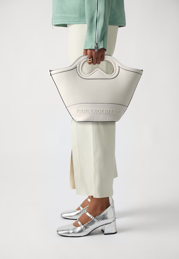 AVIATOR TULIP TOTE - Handbag - cement