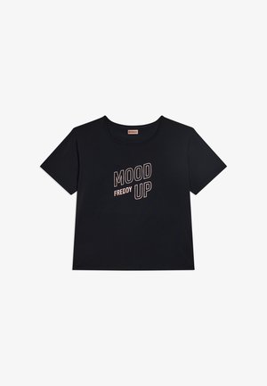 Camiseta negra corta de manga corta con cuello redondo y texto "MOOD UP FREDDY" en letras negritas en la parte delantera.