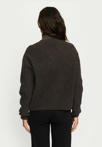 Soft Rebels Svetr - coffee quartz melange