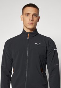 Salewa PEDROC LIGHT JACKET - Tuulejope - black out