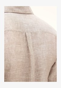 Ausgewählt, dark brown