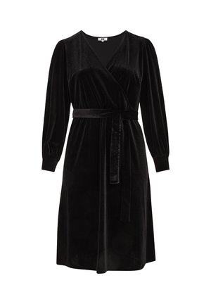 Vestido envolvente de terciopelo negro con mangas largas abullonadas, cintura ceñida con cinturón y diseño de escote en V. Textura suave y dobladillo hasta la rodilla.