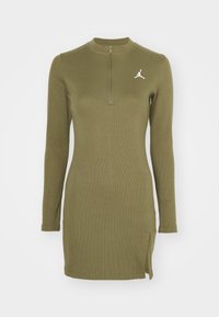 JORDAN - Vestido de punto - medium olive