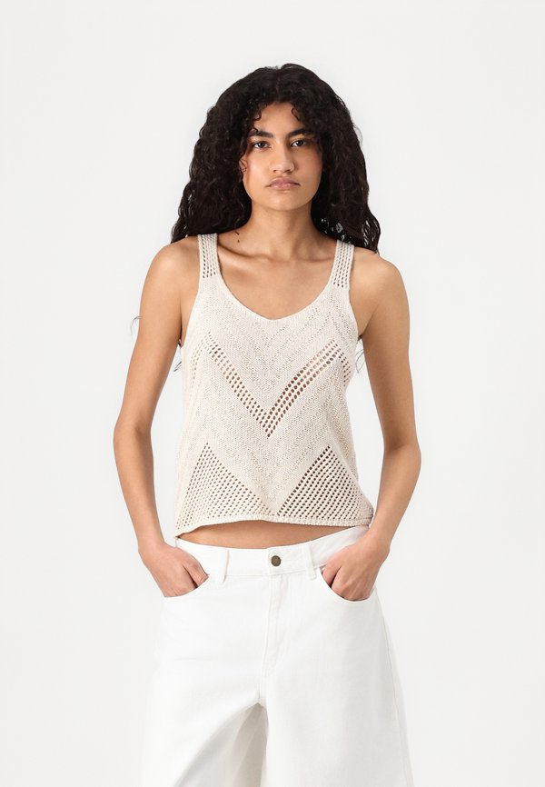 SAGE BERMUDA - Denim shorts - ecru4