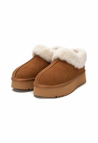 Carmela Zapatos sin cordones - camel