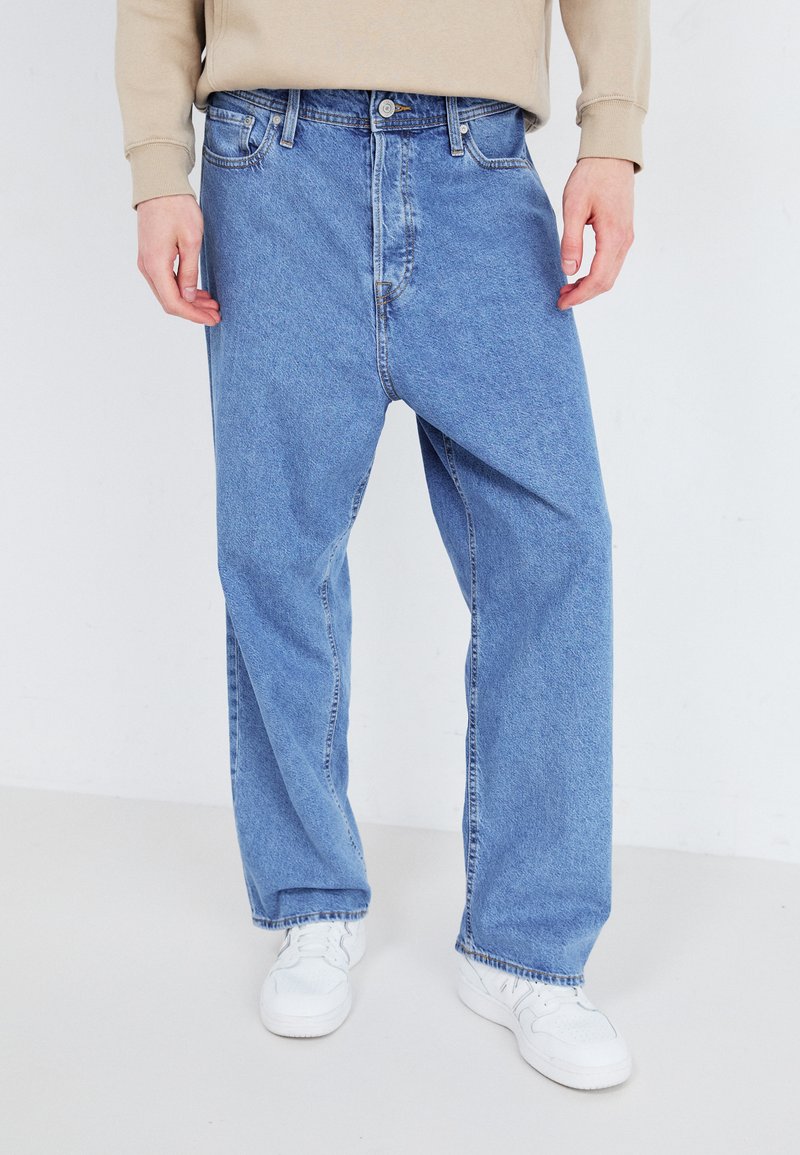 Jack & Jones JJIRON JJORIGINAL - Brīva piegriezuma džinsi - blue denim