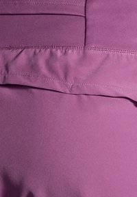 Brooks CHASER 5" SHORT - Träningsshorts - washed plum