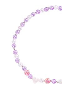 Collana di perline viola e rosa con perline tonde e a forma di cuore in finiture lucide e traslucide, infilata su un filo d'argento.