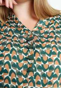 PARAISO KHAKI BLOUSE