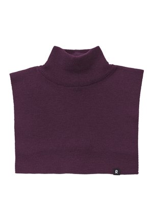 Lila gestrickter Rollkragenpullover mit hohem Kragen, kurzen Ärmeln und einem seitlichen Etikett mit Logo. Glatte Textur, taillierte Passform.