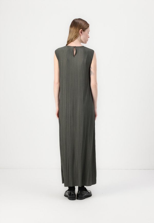 SAUMA DRESS - Maxi dress - beluga3