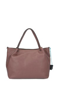 Borsa a mano in pelle rosa con superficie testurizzata, due spallacci e una targhetta decorativa blu a contrasto. Design spazioso e morbido.