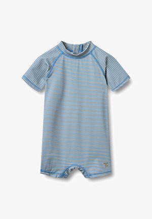 Pelele de bebé de manga corta con rayas azules y blancas, cuello alto y piernas cortas, extendido sobre fondo blanco.