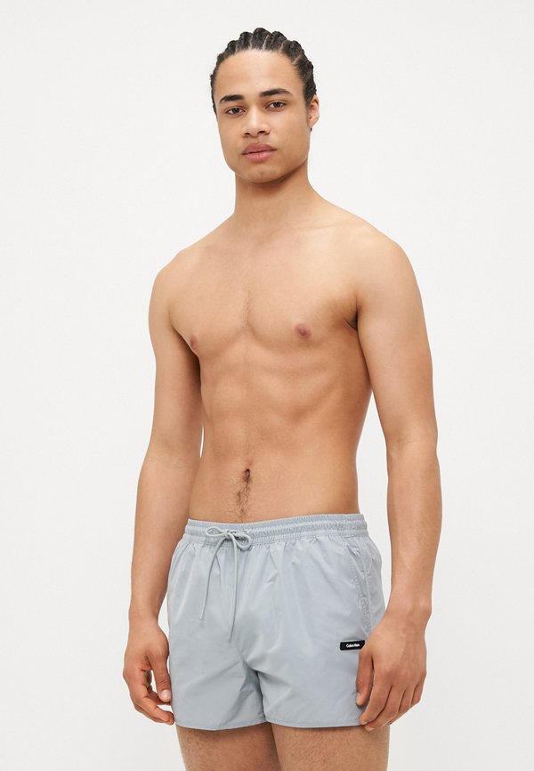 ESSENTIALS PLUS SHORT RUNNER - Swimming shorts - quarry2