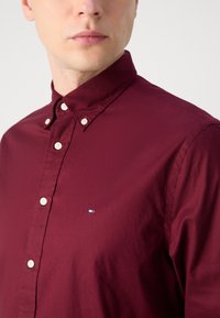 Tommy Hilfiger SHIRT - Camicia - deep rouge