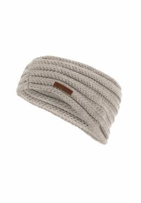 Lichtgrijze gebreide hoofdband met ribbeltextuur en een klein bruin leren merkje. Het ontwerp is breed en bedekt de oren effectief.