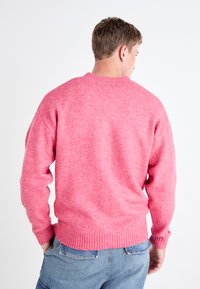 Jack & Jones JOROLLIE CARDIGAN - Cardigan - fuchsia rose