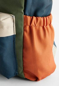 Next HANDLE REGULAR FIT - Cartable d'école - colourblock