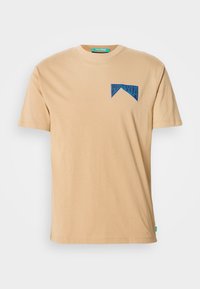 RELAXED FIT FRONT BACK  - T-shirt imprimé - tannin