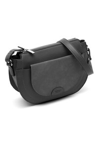 Šedá kožená crossbody taška s kulatým tvarem, zipovým uzávěrem a přední kapsou. Disponuje dlouhým nastavitelným popruhem a jemnými švy.