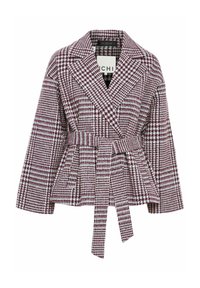 Giacca a scacchi bordeaux e bianca con design a peplo, maniche oversize, vita con cintura e colletto con rever.