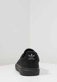 adidas Originals Sneakers - black