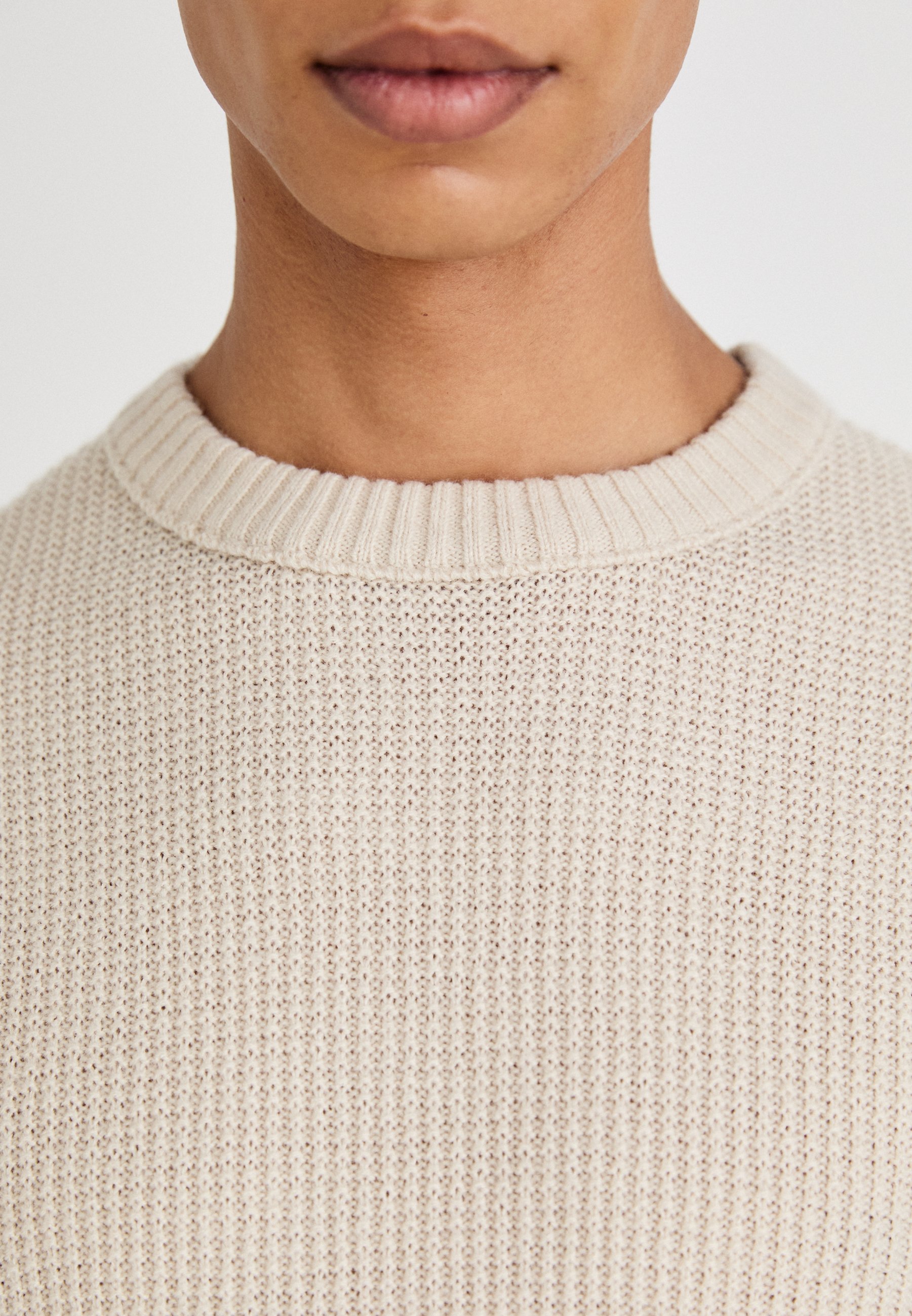 Mame Crew Neck Ribbed Jersey Top ベージュ Ribbed jersey t-shirt - Beige