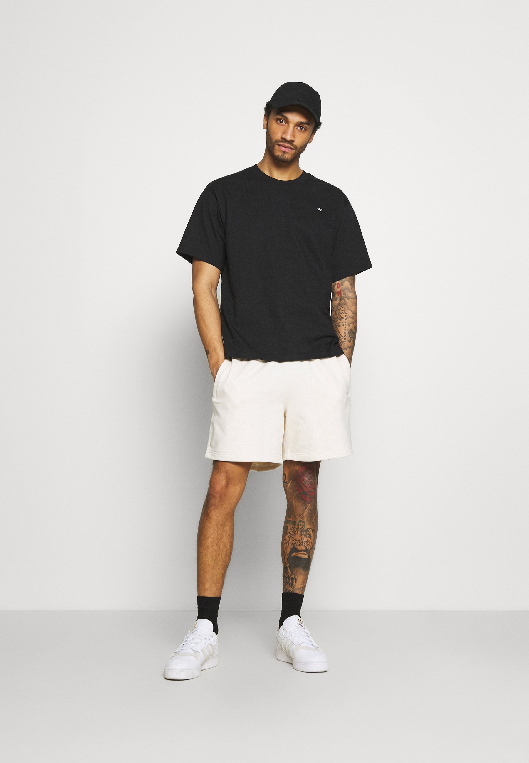 adidas Originals PREMIUM TEE UNISEX - T-Shirt basic - black/schwarz -  Zalando.de