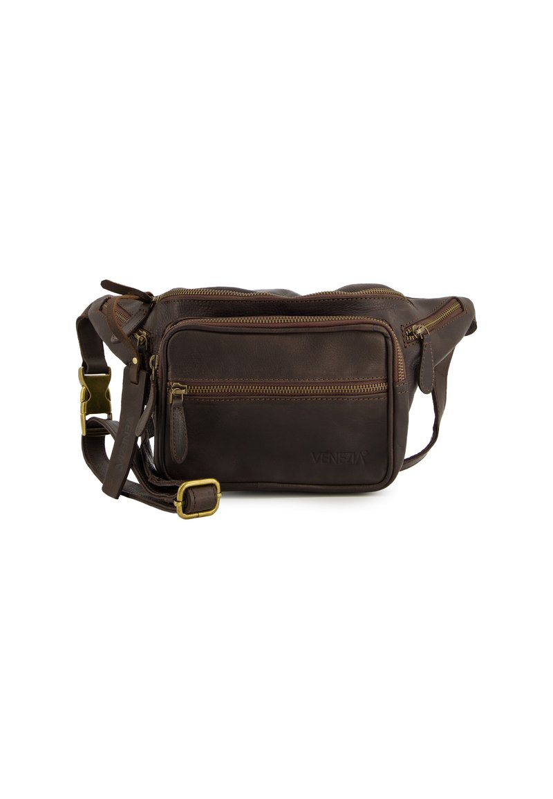 Hnědá kožená crossbody taška s několika zipovými přihrádkami, nastavitelným popruhem a mosaznými detaily. Hladký povrch, obdélníkový tvar.